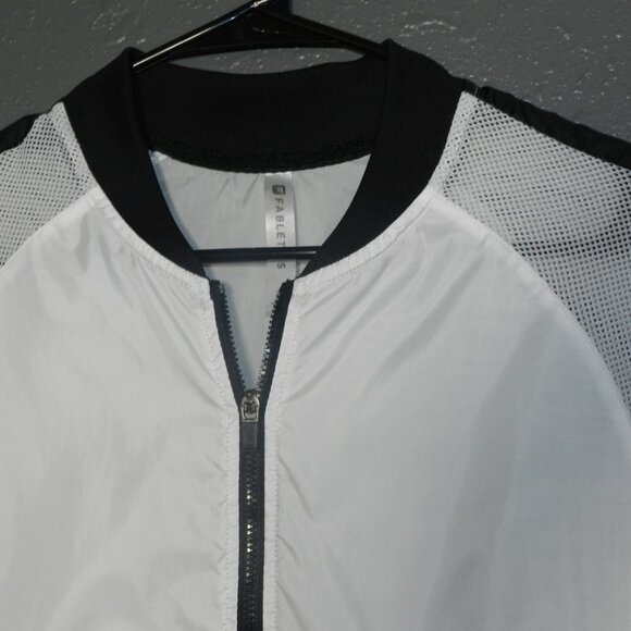 Fabletics Womens White And Black Zip Up Mesh Light Weight Atlanta Jacket Size XS - Picture 4 of 10
